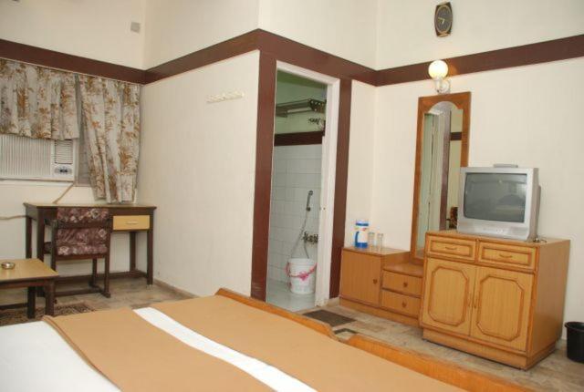 ホテルRoyal アーメダバード 部屋 写真